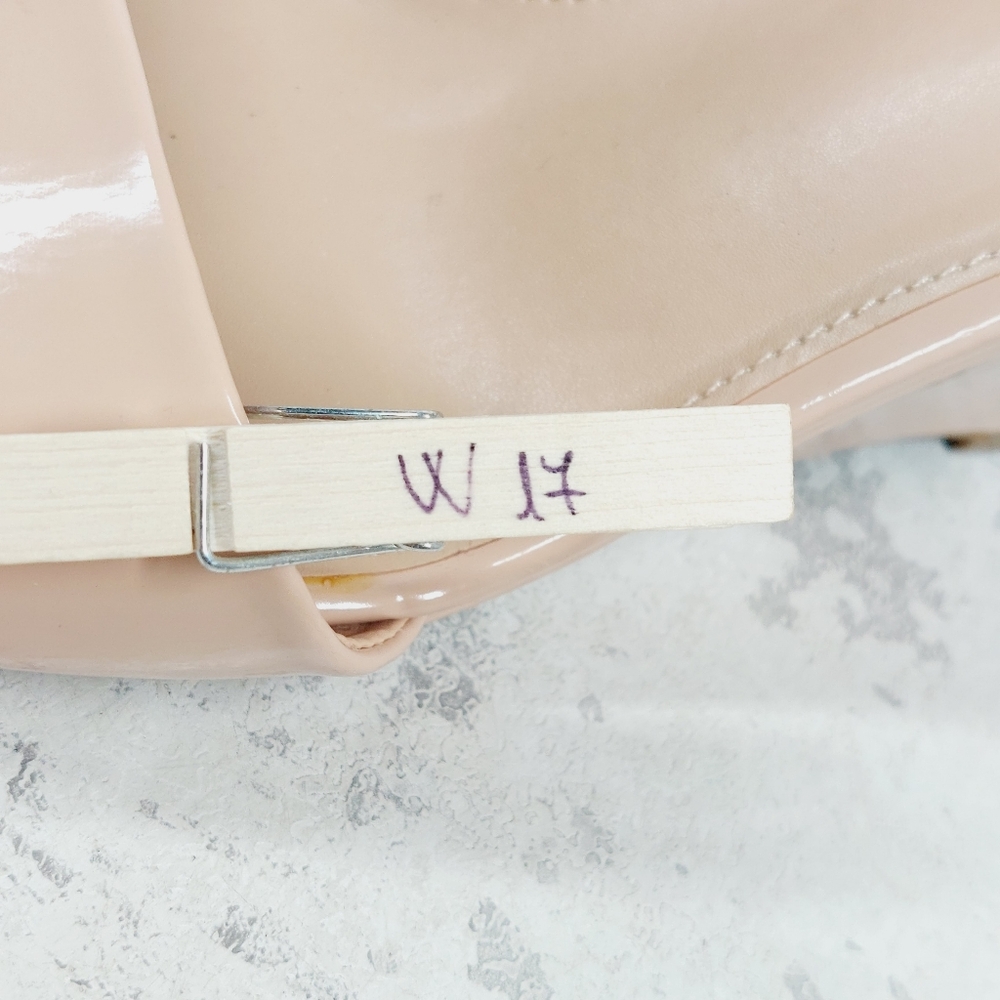 New Steve Madden Shapely In Tan Patent Cream Wedge Sandal  W17 - Picture 14 of 14